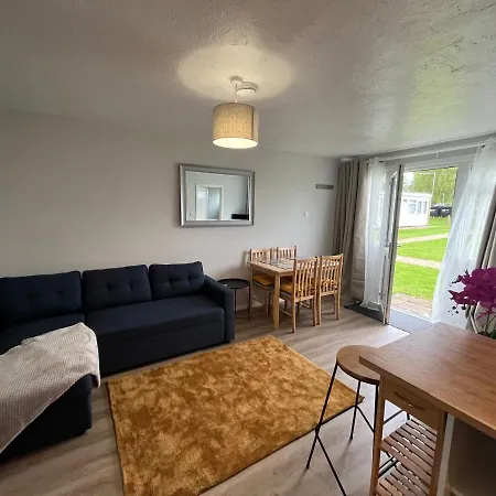 82, Belle Aire, Hemsby - Two Bed Chalet, Sleeps 5, Bed Linen And Towels Included - Pet Friendly Great Yarmouth Exterior photo
